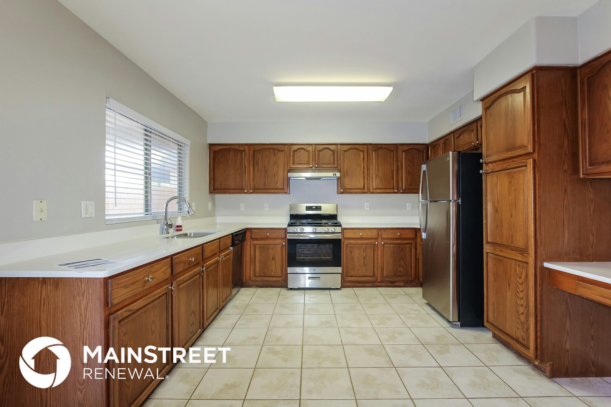 Building Photo - 17647 N 167th Dr