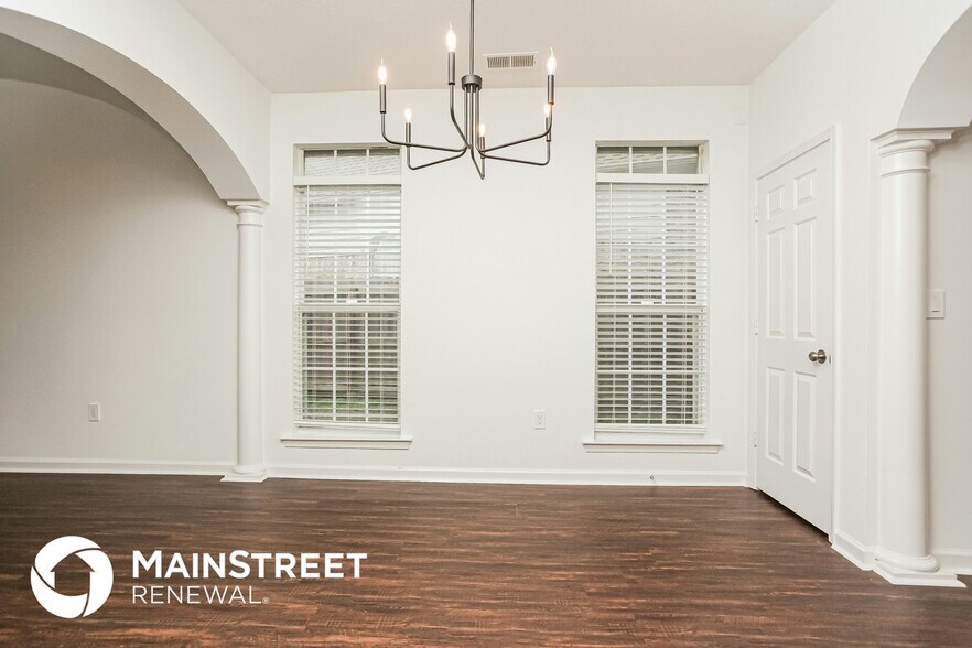 Building Photo - 7122 Queens Crown Ct