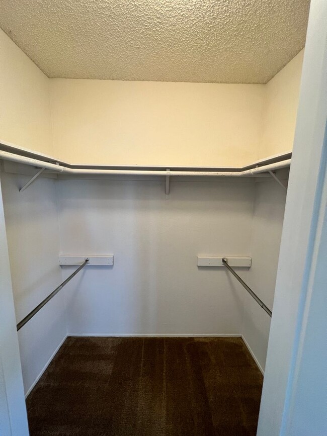 Building Photo - 2 Bed/2.5 Bath Condo at College Park Townh...