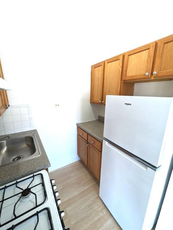 Building Photo - 0 bedroom in CHICAGO IL 60626