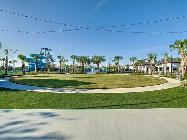 Building Photo - 1520 Oasis Club Blvd