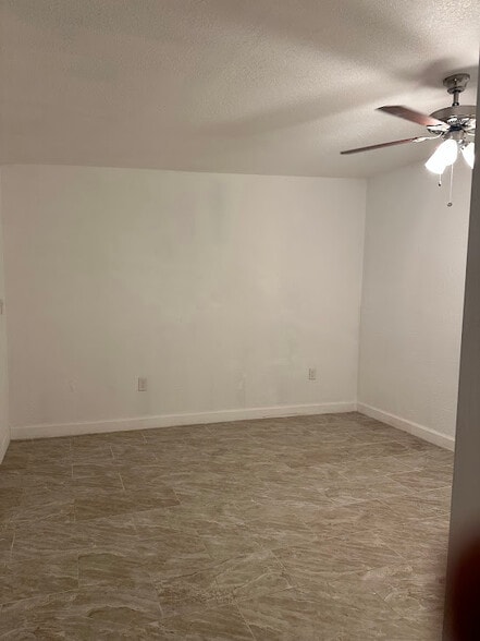 Building Photo - 3979 43rd Ave N