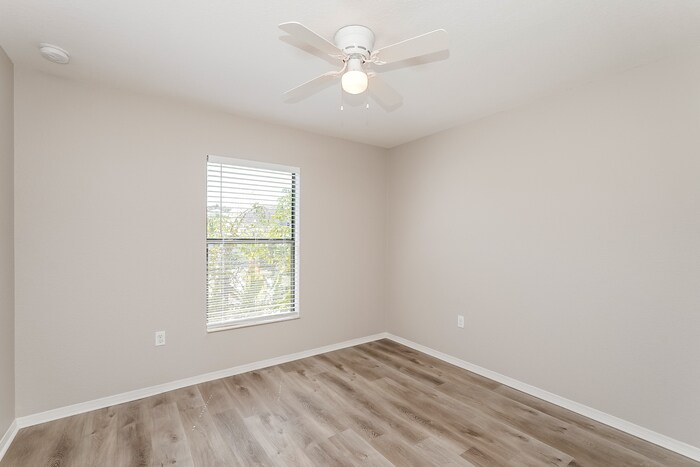 Building Photo - 5169 Ashwood Dr