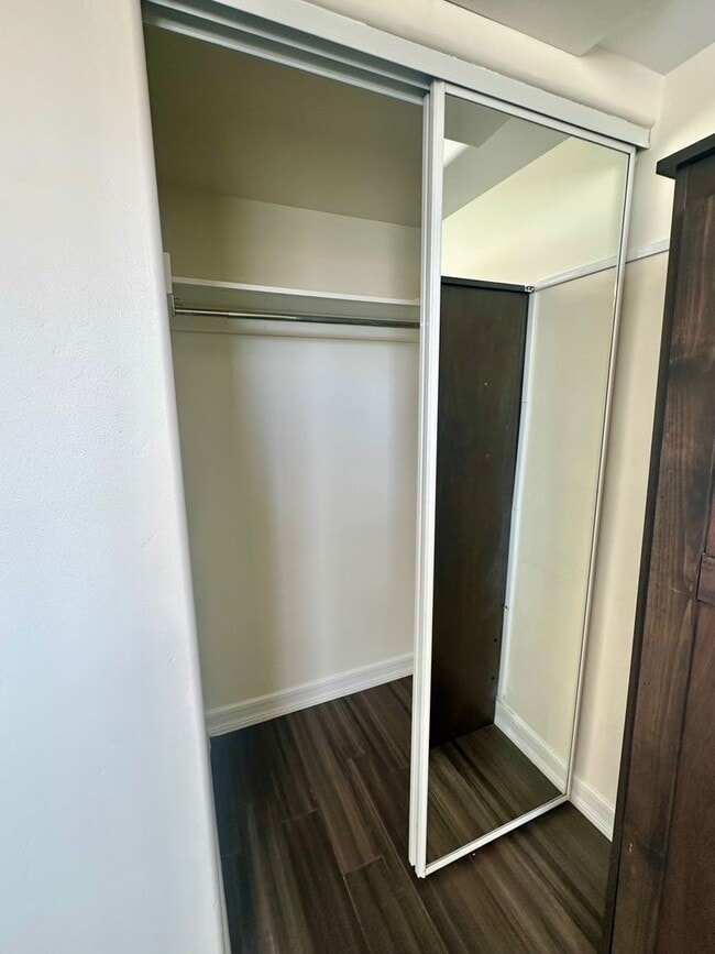 Building Photo - North Park 2bed/2bath with parking