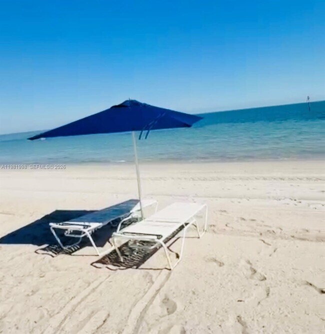 Building Photo - 177 Ocean Ln Dr