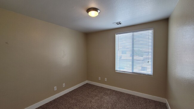 Building Photo - 11005 Calamint Hills Ct