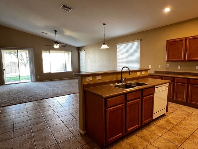 Building Photo - 4 Bedroom | 2 Bath - Single Story Home in Village at Queen Creek