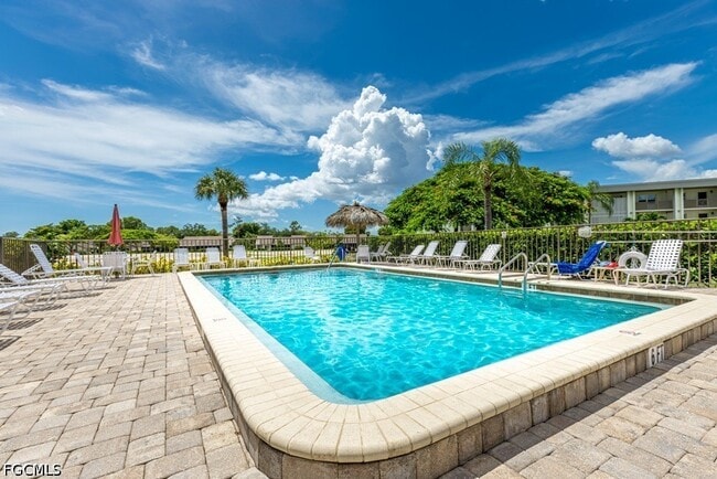 Building Photo - 7410 Lake Breeze Dr