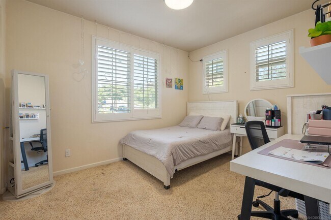 Building Photo - 7098 Sitio Corazon