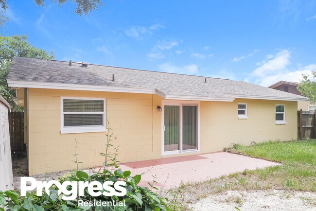 Building Photo - 1604 Stonehaven Way