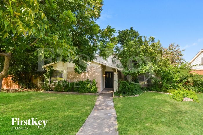 Primary Photo - 3004 Charter Oak Dr