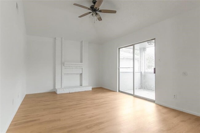 Primary Photo - 812 Jefferson Ave