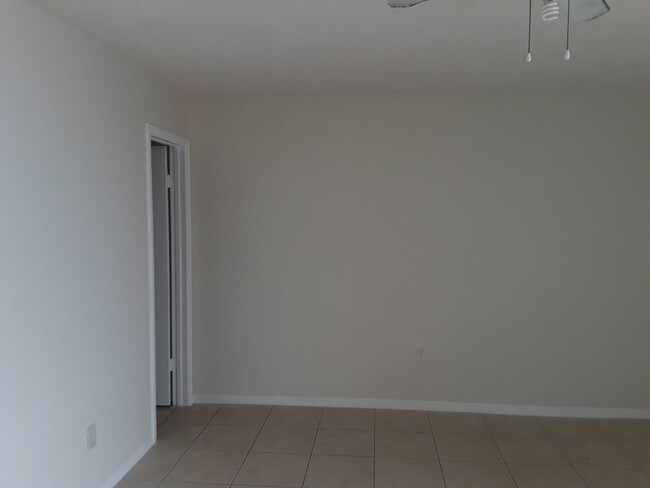 Building Photo - 10730 NW 7th St