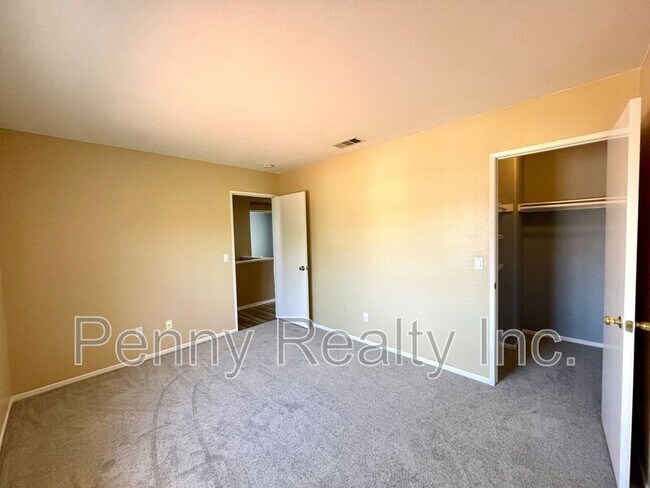 Building Photo - 4907 Wheelhouse Dr