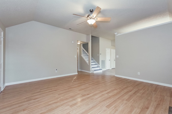 Building Photo - 14002 Whitehurst Cir SW