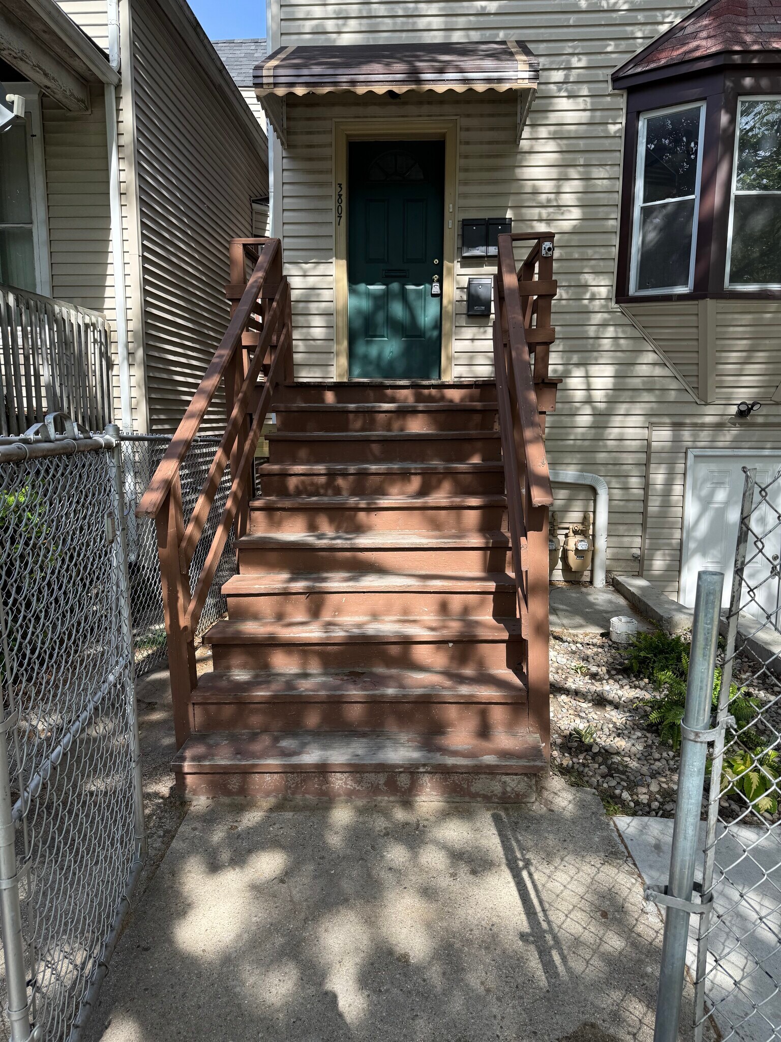 Building Photo - 3807 N Whipple St