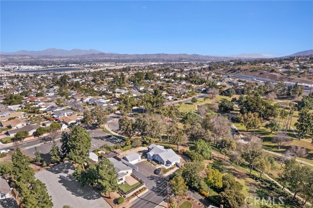 Building Photo - 16801 E Buena Vista Ave
