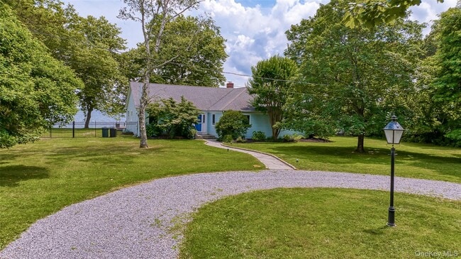 Building Photo - 11120 Main Rd