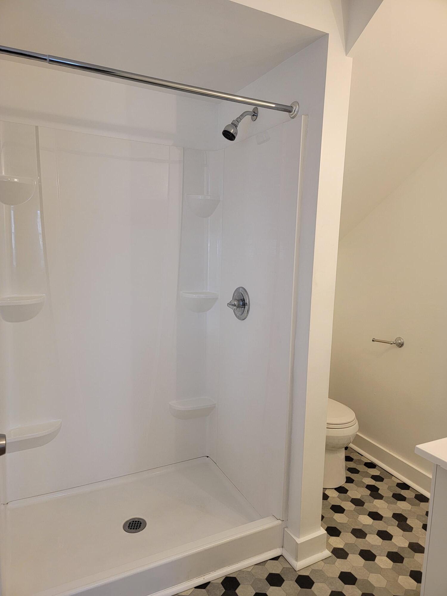 Building Photo - 232 Main St