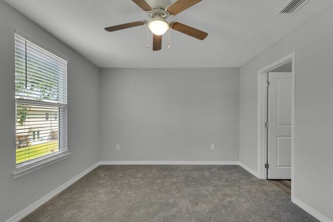 Building Photo - 2259 Whitman Ln
