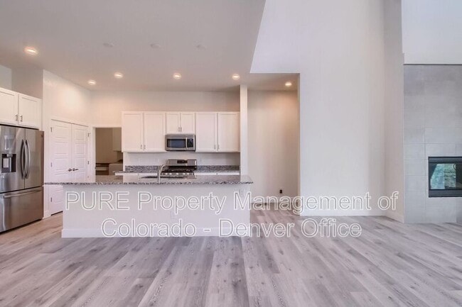 Building Photo - 1057 Torrey St