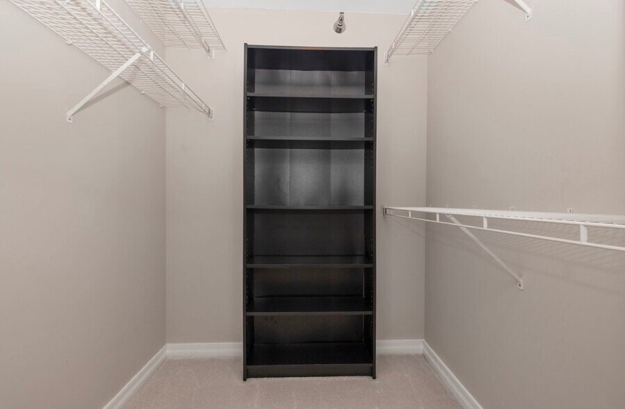 Building Photo - 401 E Ontario St