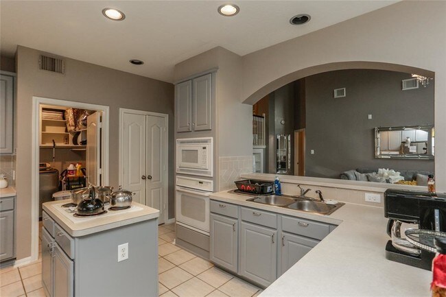 Building Photo - 9707 Haven Crossing Ct