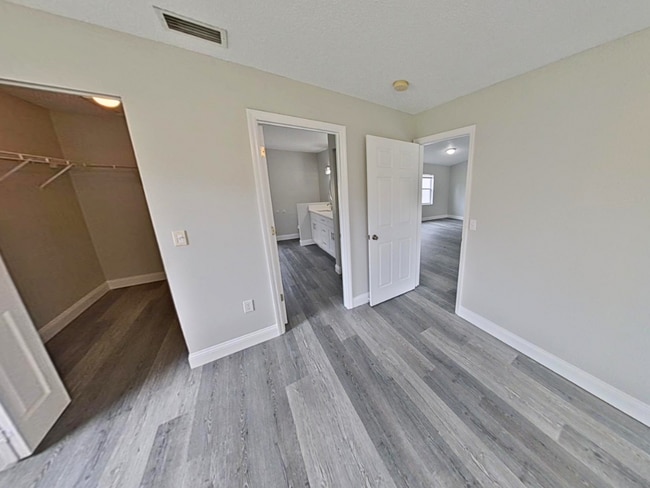 Building Photo - Beautiful 3 Bedroom Indian Trails Home!