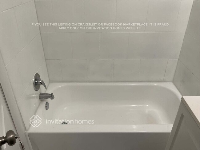 Building Photo - 4914 Donnybrook Ave