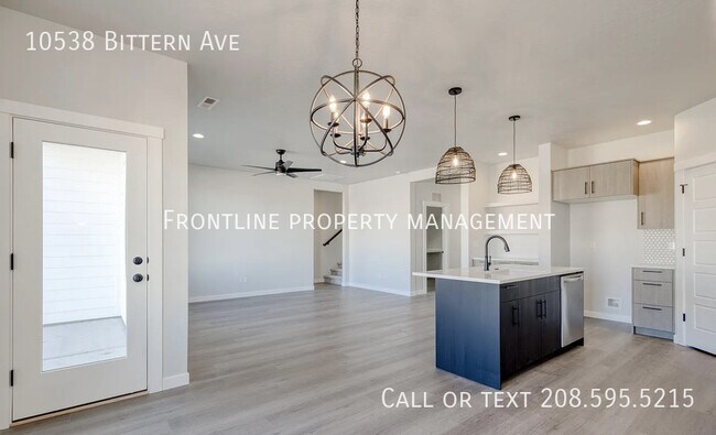 Building Photo - 10538 W Bittern St