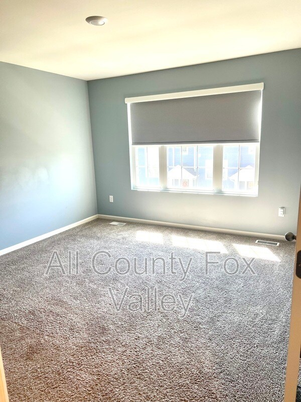 Building Photo - 844 Briar Gln Ct