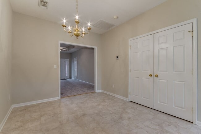 Building Photo - Available Now - East Tuscaloosa