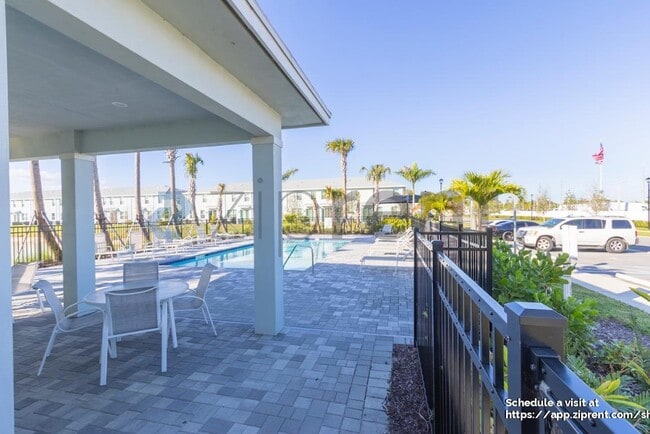 Building Photo - 458 Salisbury Cir