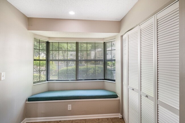 Building Photo - 7811 Falcon Rest Cir