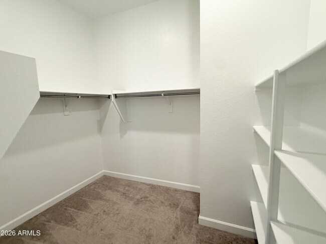 Building Photo - 17050 N 50th Pl