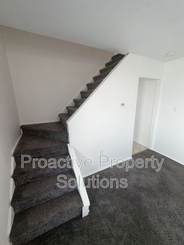 Building Photo - 415-417 17th Ave