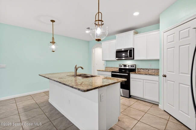 Building Photo - 1686 Mineral Lp Dr NW