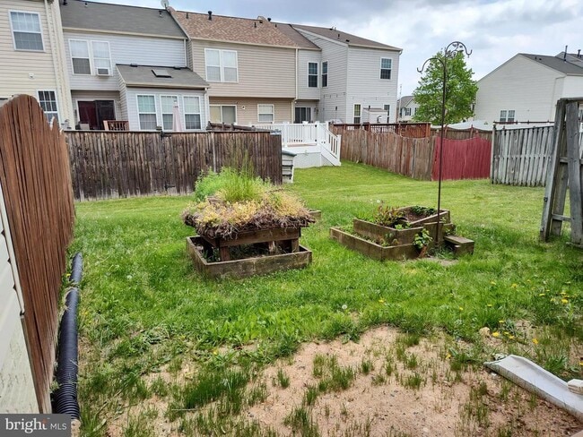 Building Photo - 5032 Finsbury Rd