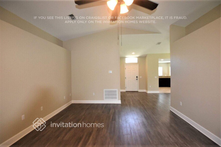Building Photo - 3527 Kenwood Crossing