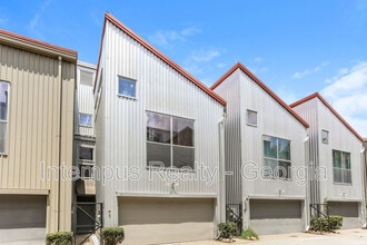 Building Photo - 241 Maynard Terrace SE