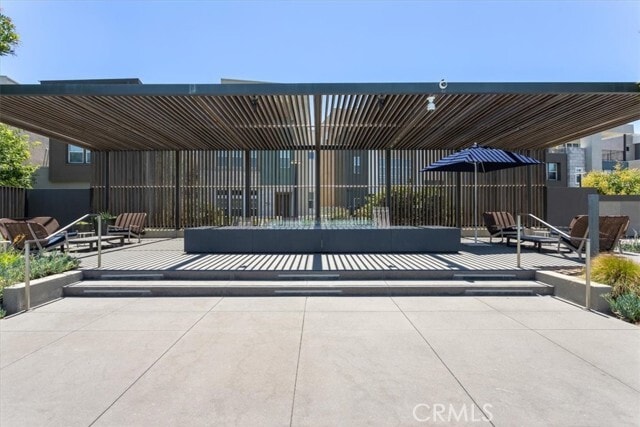 Building Photo - 352 Merit