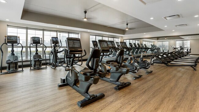 Building Photo - 444 Washington Blvd