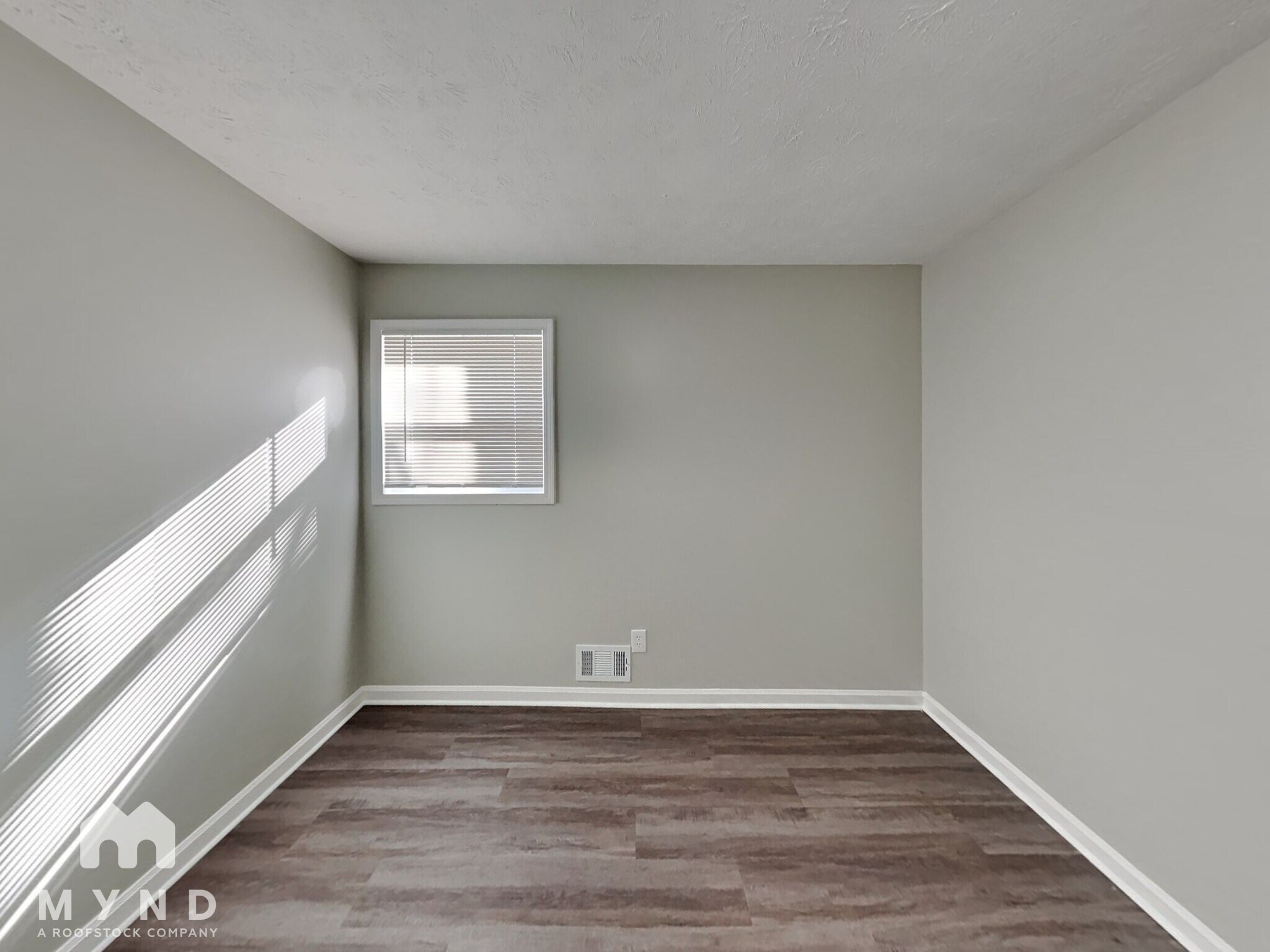 Building Photo - 104 Wilburn Dr