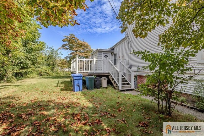 Building Photo - 67 Prentice Ave