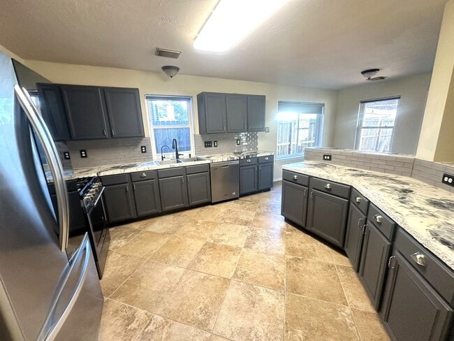 Building Photo - 3118 Flatwood Ct