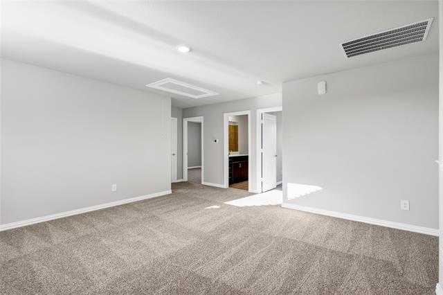 Building Photo - 604 Ezra Ln