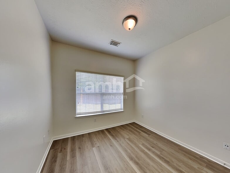 Building Photo - 3043 Crestbrook Bend Ln