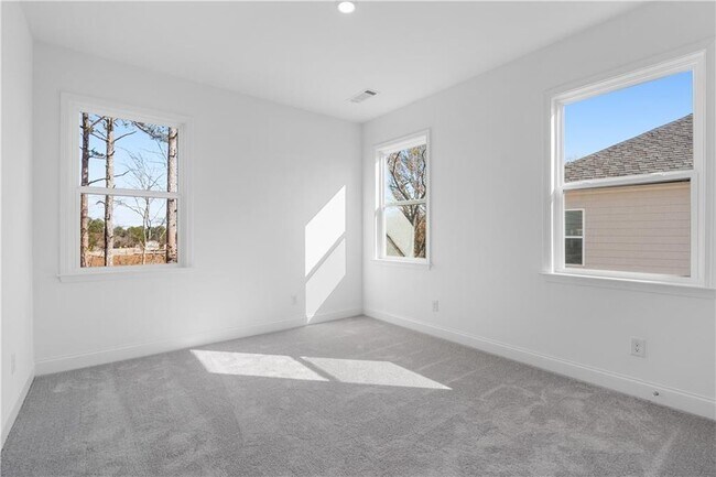 Building Photo - 1495 Auburn Rd