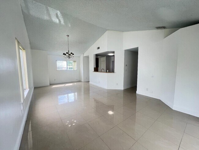 Building Photo - 3477 NW 44th St