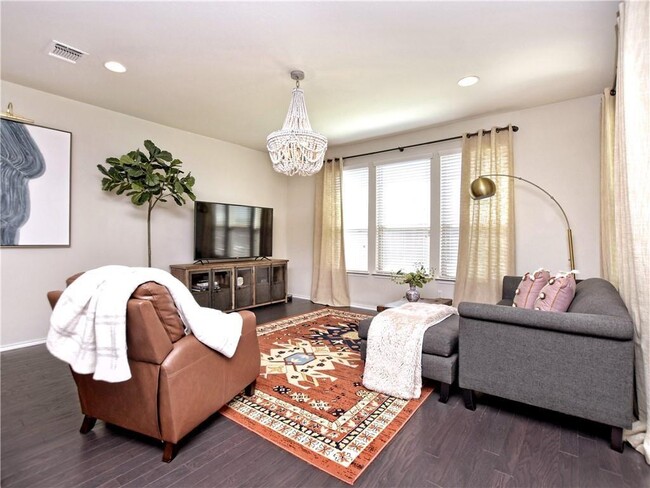 Building Photo - 177 Carlina Lp